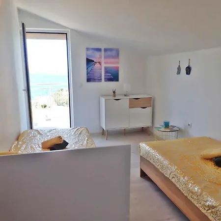Seline/paklenica Riviera 36905 Apartment