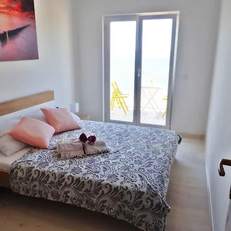 Seline/paklenica Riviera 36905 Apartment *