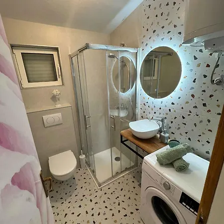 - Paklenica Riviera 36905